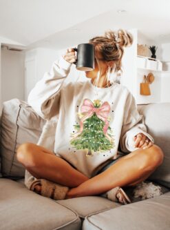 Vintage Christmas T Shirt for Women featuring a Christmas Tree Bow Design and Comfortable Fit for Holiday Celebrations