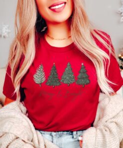 vintage christmas t shirt for women featuring retro christmas tree design ideal for holiday gatherings and winter celebrations rzzxg