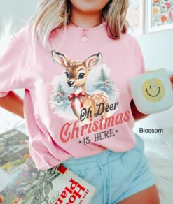vintage christmas t shirt for women featuring retro reindeer design oversized comfort colors tee for holiday celebrations 9t6jj