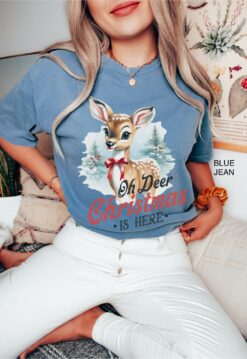 vintage christmas t shirt for women featuring retro reindeer design oversized comfort colors tee for holiday celebrations teay5