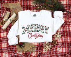 vintage christmas t shirt for women with floral design fun and festive holiday apparel for christmas outfits iz5j3 scaled