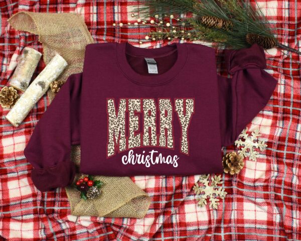 vintage christmas t shirt for women with leopard pattern merry and bright design in comfortable fabric sqp9t scaled