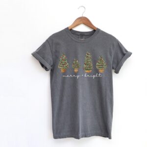 vintage christmas t shirt green tree design winter apparel funny holiday tee for men and women ha3kv