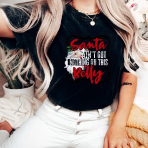 vintage christmas t shirt groovy santa aint got nothing on this belly funny xmas shirt for pregnancy announcement and moms to be 1kuoc scaled