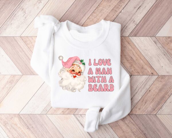 vintage christmas t shirt i love a man with a beard funny santa design pink sweatshirt for women holiday apparel cltbf scaled