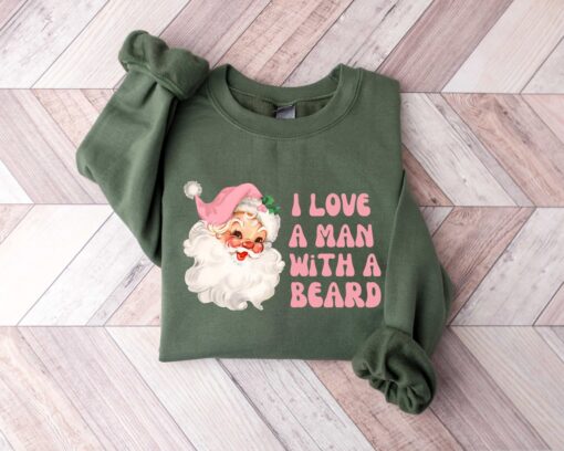 vintage christmas t shirt i love a man with a beard funny santa design pink sweatshirt for women holiday apparel ywywq scaled