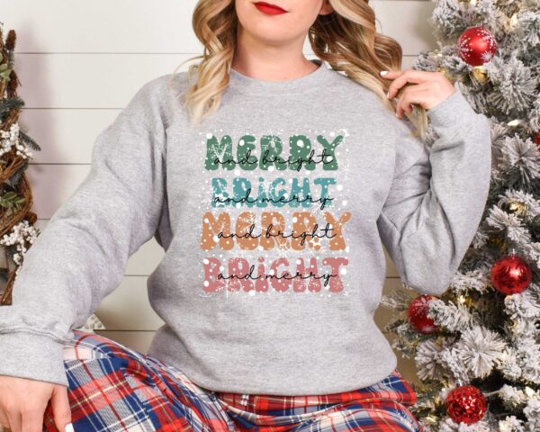 vintage christmas t shirt merry and bright design with christmas tree graphic for holiday celebrations and festive gatherings q7duj scaled