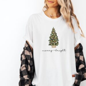 vintage christmas t shirt merry and bright design with christmas tree graphic for holiday celebrations and winter gatherings ocvyy