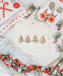 vintage christmas t shirt merry and bright design with holiday theme for bakers winter sweatshirt and cookie lovers 0z8dt scaled