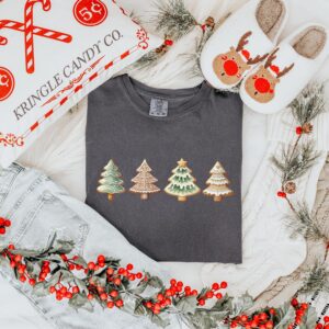 vintage christmas t shirt merry and bright design with holiday theme for bakers winter sweatshirt and cookie lovers 9rxzl