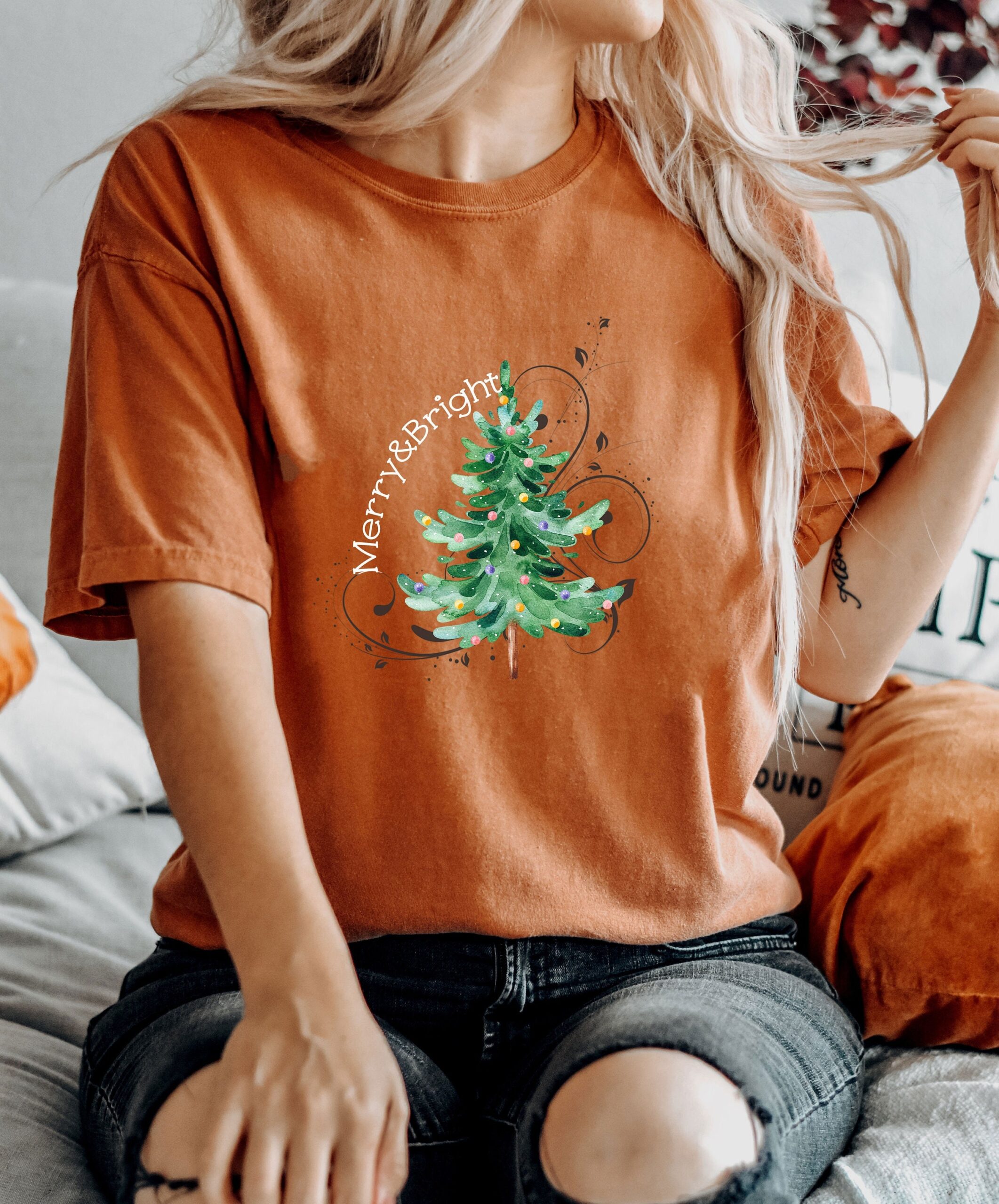 vintage christmas t shirt merry and bright retro tee for family gatherings comfort colors design r6zj8 scaled