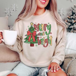 vintage christmas t shirt merry and bright trees design womens holiday tee for winter celebrations and festive outfits em1c9