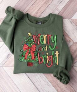 vintage christmas t shirt merry and bright trees design womens holiday tee for winter celebrations and festive outfits wlzyw