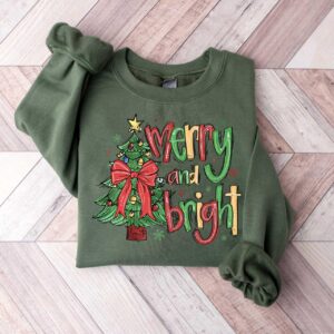 vintage christmas t shirt merry and bright trees design womens holiday tee for winter celebrations and festive outfits wlzyw