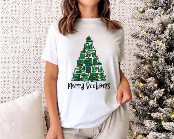 vintage christmas t shirt merry bookmas tee for book lovers featuring librarian design ideal for holiday parties and festive gatherings 5ziew