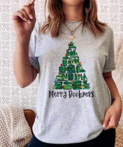 vintage christmas t shirt merry bookmas tee for book lovers featuring librarian design ideal for holiday parties and festive gatherings pzorj