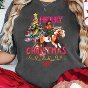 vintage christmas t shirt merry christmas cowgirl graphic tee retro western design for cowboy christmas celebrations pbq1h