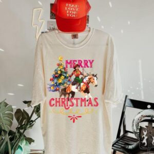 vintage christmas t shirt merry christmas cowgirl graphic tee retro western design for cowboy christmas celebrations qdo6u