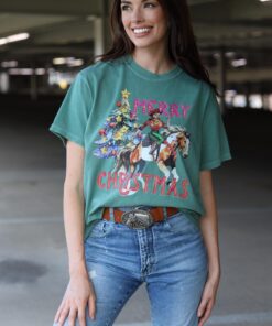 vintage christmas t shirt merry christmas cowgirl graphic tee retro western design for unique cowboy holiday style hoqsh scaled