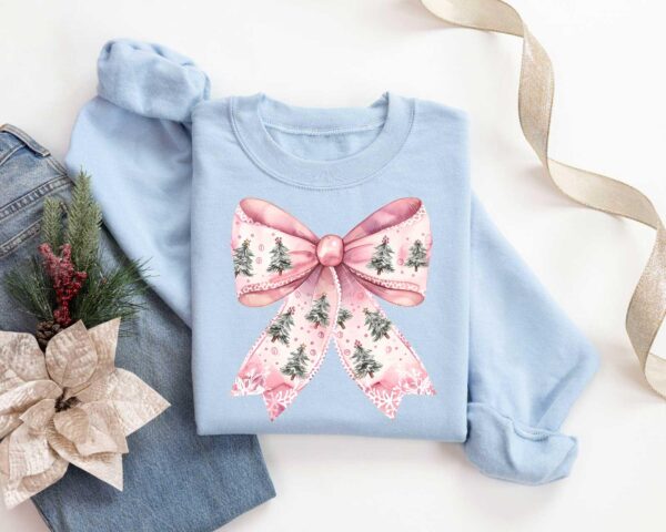 vintage christmas t shirt merry santa design holiday bow graphic tee for family gatherings and festive celebrations hgini