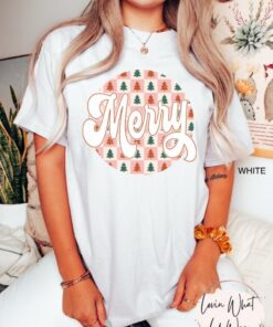 vintage christmas t shirt retro checkered design oversized holiday tee featuring merry christmas tree for family gatherings etndt