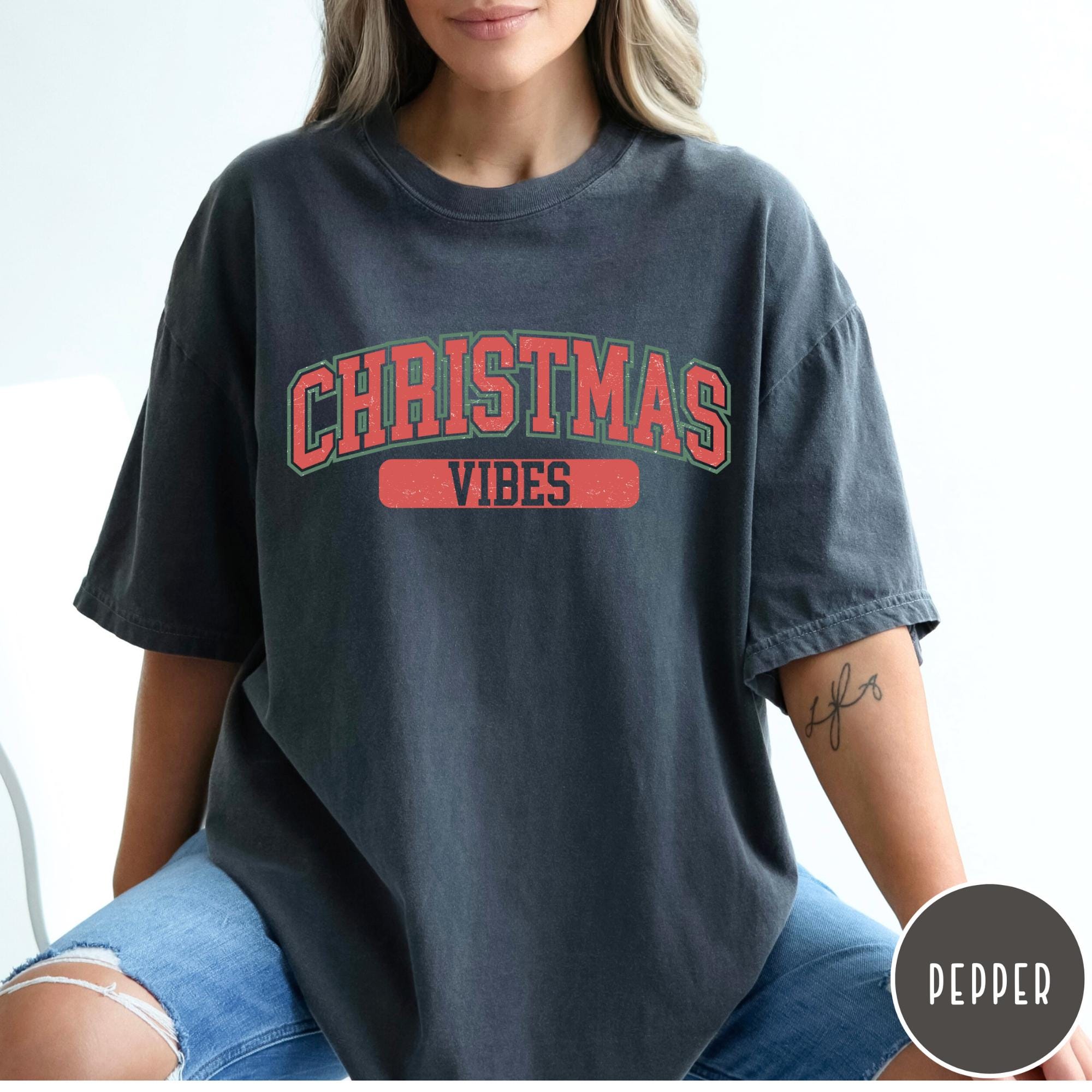 vintage christmas t shirt retro design comfort colors womens holiday tee with fun graphics for winter celebrations and festive gatherings ncgvi