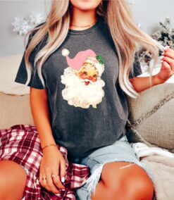 vintage christmas t shirt retro santa graphic classic design for trendy holiday parties and celebrations uqtnd scaled