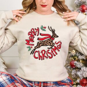 vintage christmas t shirt with cute deer design for family celebrations and holiday gatherings qwytz scaled