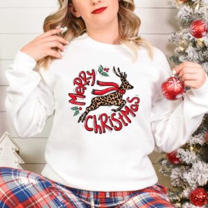 vintage christmas t shirt with cute deer design for family celebrations and holiday gatherings zbnph scaled