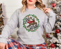 Vintage Christmas T Shirt with Cute Deer Design for Women - Fun Holiday Apparel for Festive Outfits and Celebrations