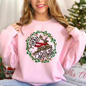 vintage christmas t shirt with cute deer design for women fun holiday apparel for festive outfits and celebrations eqwpw scaled