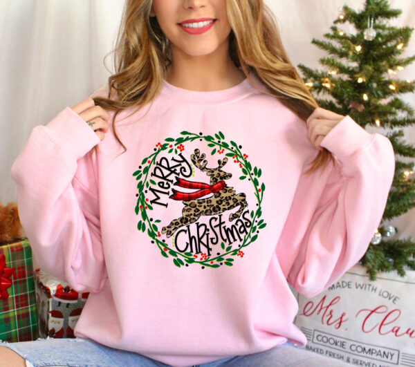 vintage christmas t shirt with cute deer design for women fun holiday apparel for festive outfits and celebrations eqwpw scaled