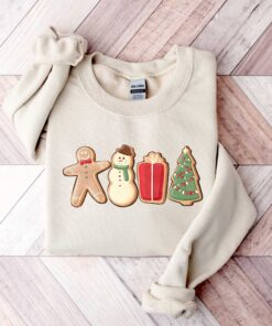 vintage christmas t shirt with gingerbread design for family gatherings and holiday celebrations 9dir1 scaled