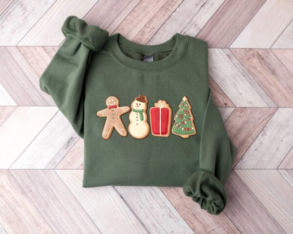 vintage christmas t shirt with gingerbread design for family gatherings and holiday celebrations j1fk2 scaled