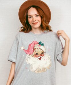 vintage christmas t shirt with retro pink santa design for women funny holiday tee in soft fabric for festive celebrations go3mj