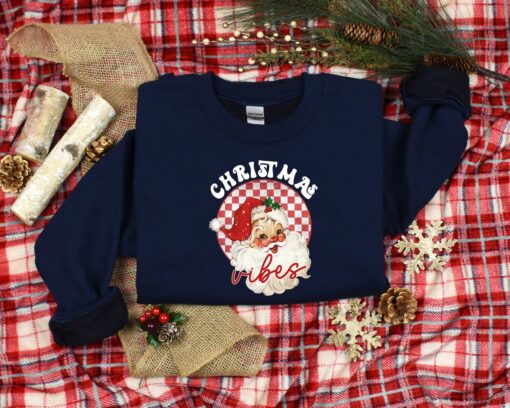 vintage christmas t shirt with retro santa design for holiday celebrations and new year gatherings ea5at scaled