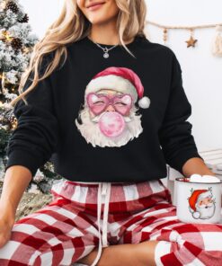 vintage christmas t shirts for women pink santa retro design holiday crewneck sweatshirts matching family sweaters group party apparel vtrc3 scaled