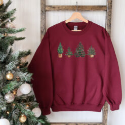 vintage christmas tree sweatshirt holiday jumper trendy winter apparel for festive celebrations and seasonal comfort tpcsl scaled