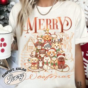 vintage dog christmas shirt for dog moms featuring family and pet design comfortable holiday apparel for dog lovers 34tti