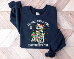 vintage funny christmas sweatshirt for women i am fine its fine everything is fine skeleton design comfortable holiday apparel 6zd0t