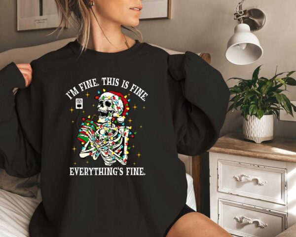 vintage funny christmas sweatshirt for women i am fine its fine everything is fine skeleton design comfortable holiday apparel s7fdy