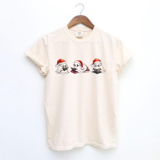 vintage funny christmas t shirt featuring ghosts reading books for holiday lovers spooky winter apparel yrir3 scaled