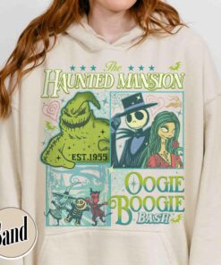 vintage halloween sweatshirt for women nightmare on main street design retro haunted mansion fall shirt zaly7