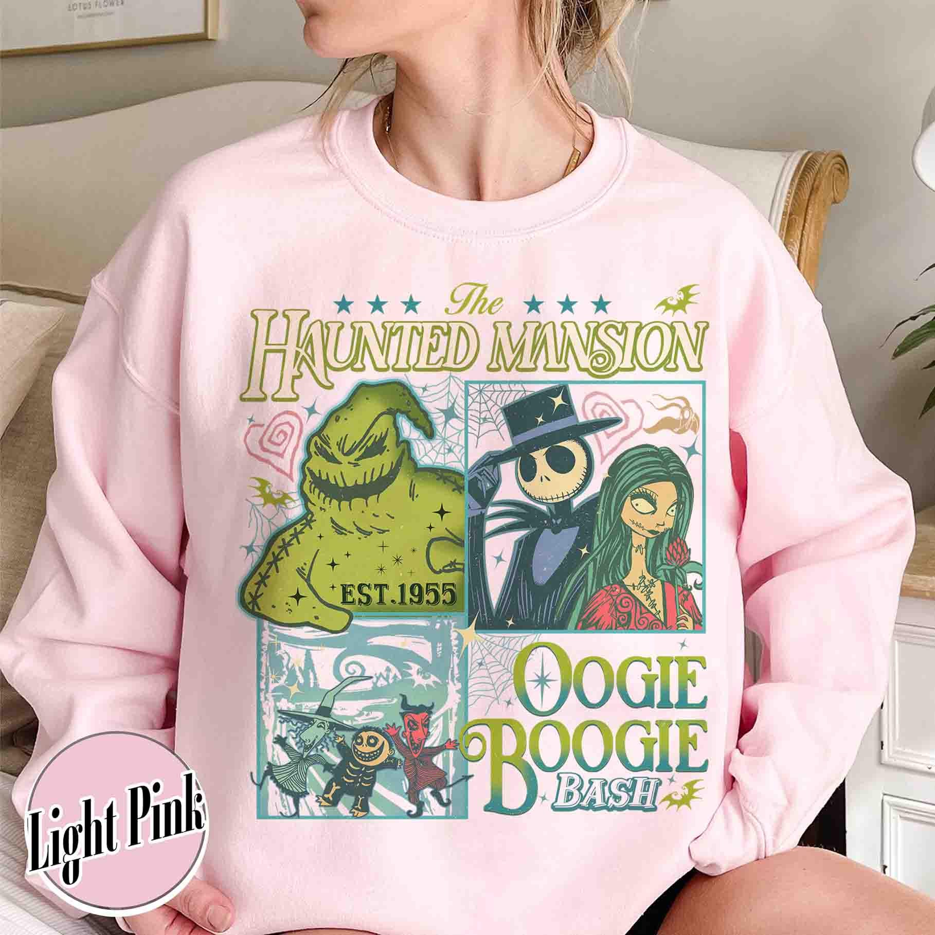 vintage halloween sweatshirt nightmare on main street retro design comfort colors for women haunted mansion theme higzc