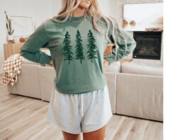 Vintage Long Sleeve Christmas Shirt for Women Comfort Colors Garment-Dyed Tee with Unique Design and Soft Fabric