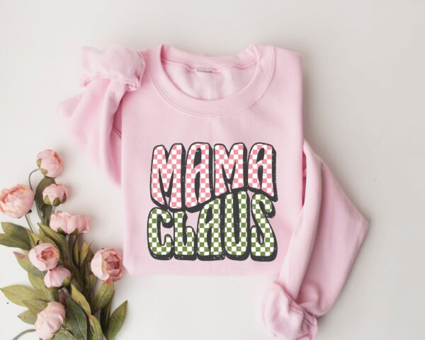 vintage mama claus sweatshirt for moms retro christmas crewneck with fun design comfortable holiday apparel 5geip