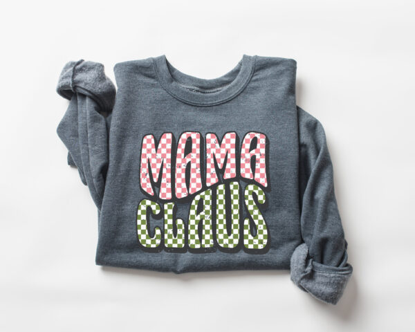 vintage mama claus sweatshirt for moms retro christmas crewneck with fun design comfortable holiday apparel c2tia