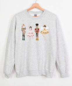 vintage nutcracker sweatshirt for christmas featuring ballet design ideal for holiday celebrations and ballerina enthusiasts 6y4hw scaled