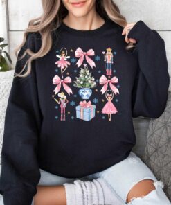 vintage nutcracker sweatshirt for christmas featuring coquette bow design and ballet doll aesthetic in soft comfortable fabric l1fdn