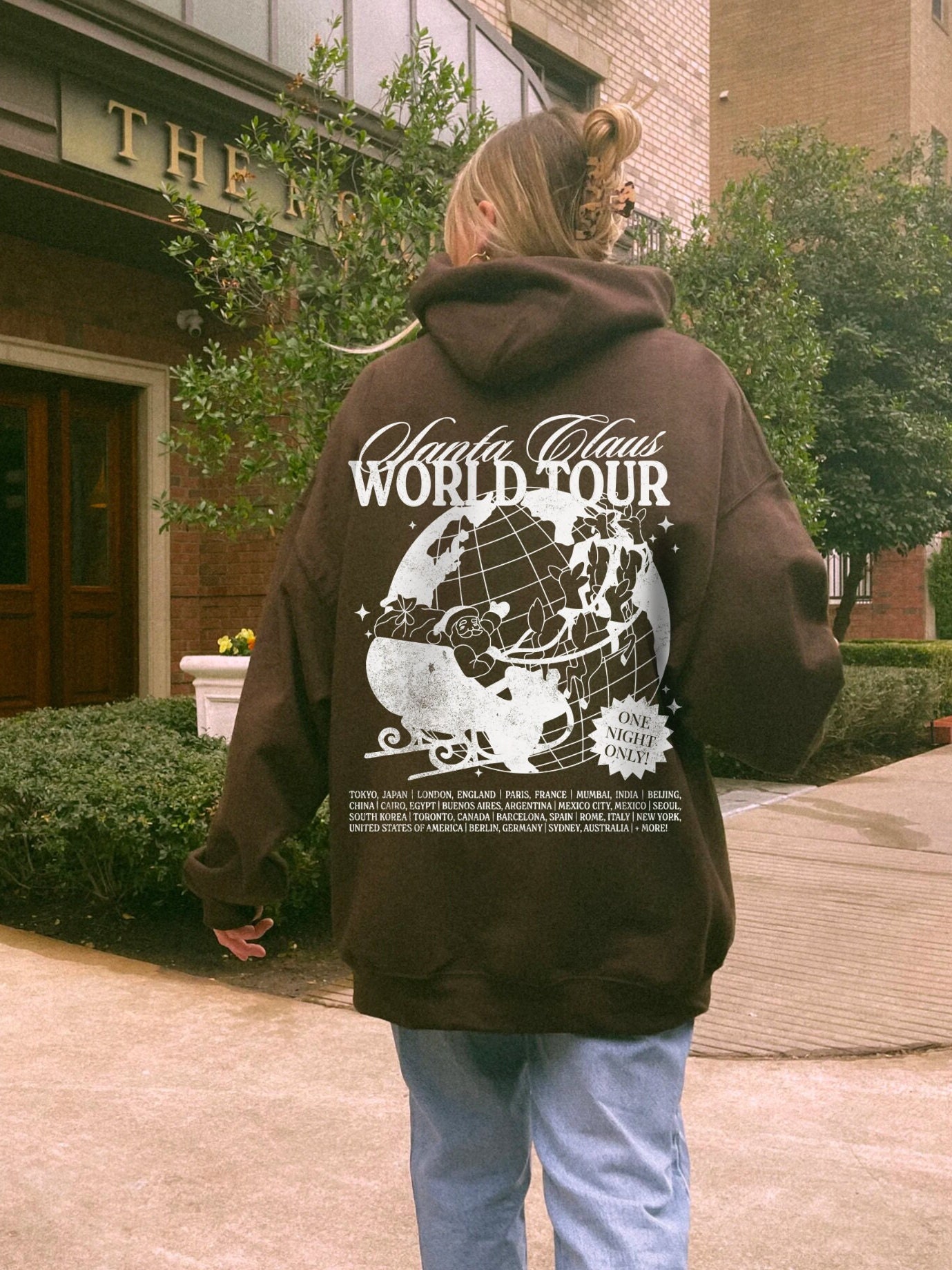 Vintage Santa Claus Hoodie Unisex 90s Aesthetic Oversized Retro Christmas Design Comfortable Matching Pajama Style for All 3 vintage santa claus hoodie unisex 90s aesthetic oversized retro christmas design comfortable matching pajama style for all n4gnm